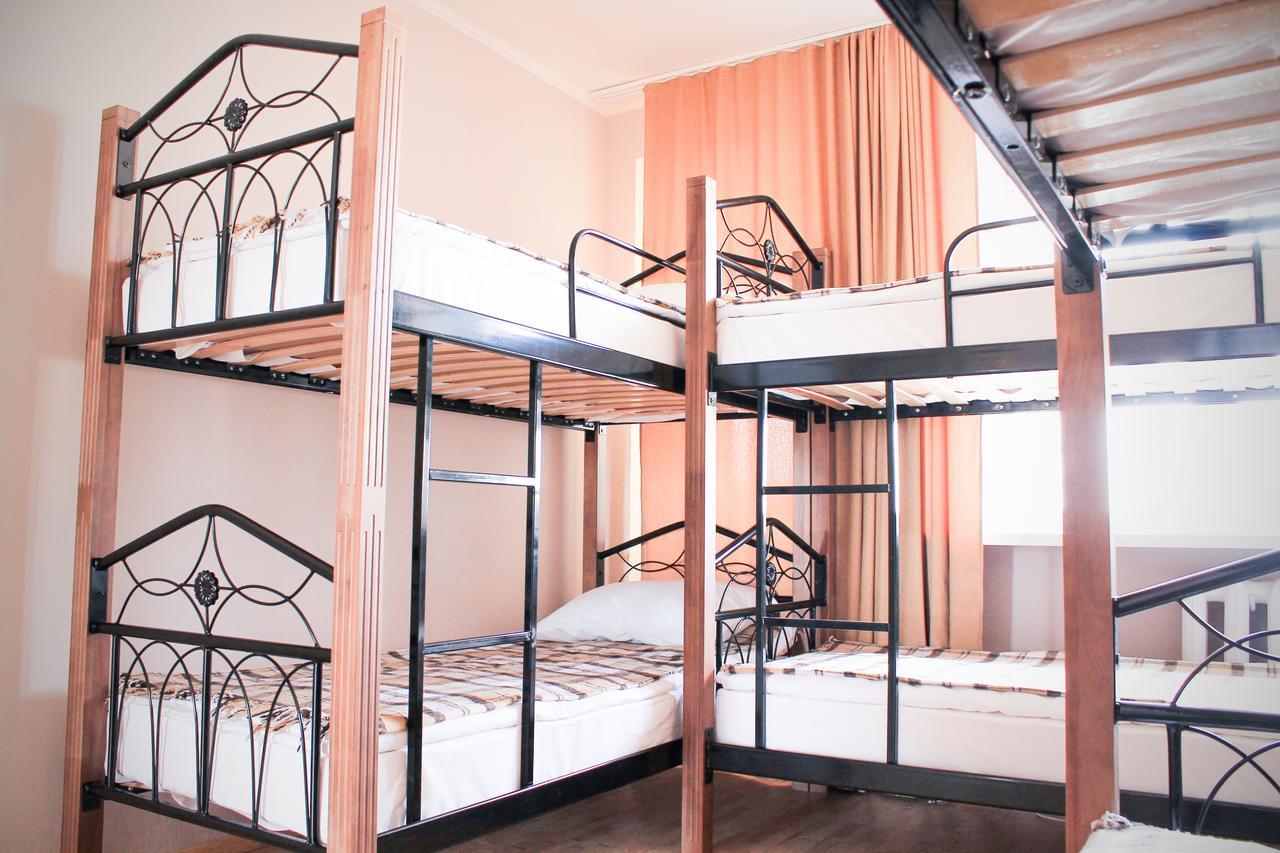 A&S Hostel Minskiy Kiev Eksteriør bilde